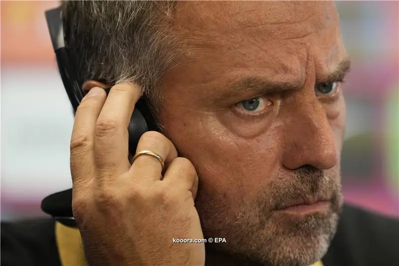فليك: أحتاج بوسكيتس.. وبرشلونة لن يترك هذا اللاعب