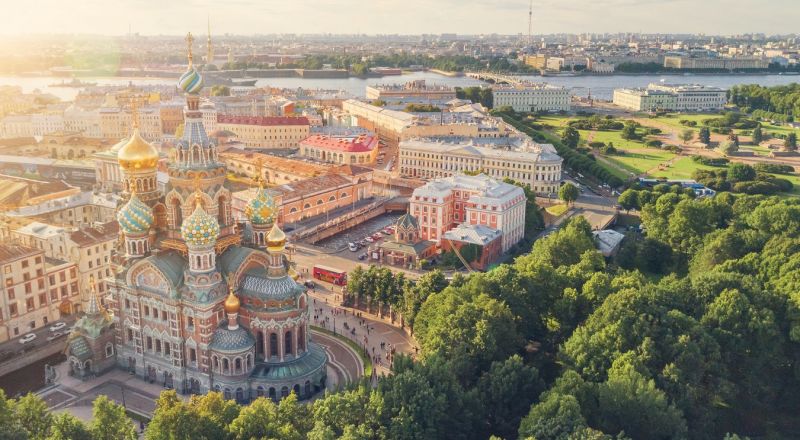 سانت بطرسبرغ وجهة منوعة تعد الزائرين بقضاء إجازة لا تنسى