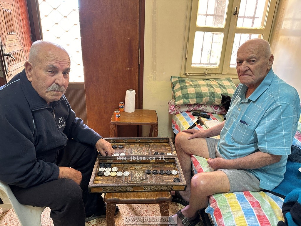 طاولة ال شيش-بيش- تراث لم نخترعه لكن يُمثل بقوة عاداتنا وتقاليدنا