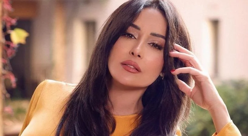 سلافة معمار تعتذر عن تحت الصفر  وتختار الراحة 