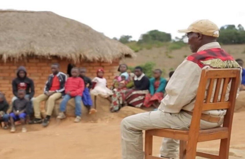 شكّل قرية صغيرة من عائلته فقط.. رجل تنزاني لديه 104 أبناء و144 حفيدا!