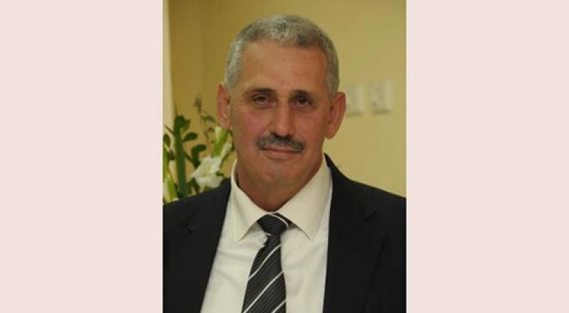 النُّور قريبٌ -    زهير دعيم