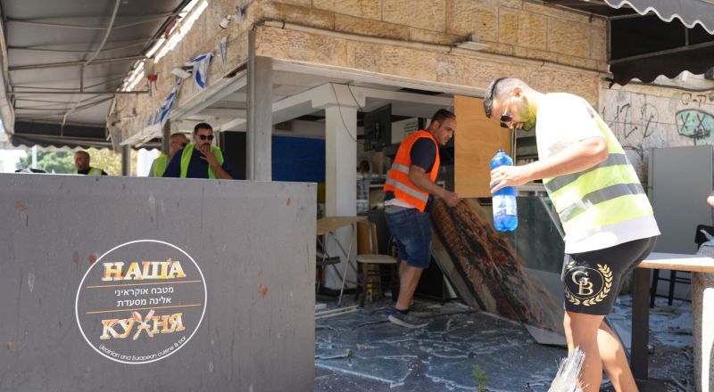 قيادة الجبهة الداخلية تعلن عن إلغاء كامل للتقييدات وعودة تامة إلى الحياة الطبيعية