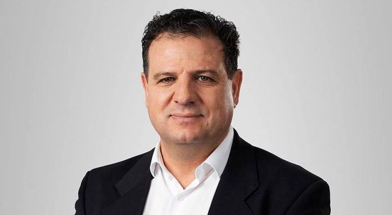 أيمن عودة في مواجهة محاولة الإقصاء: لن نتراجع عن حقّ شعبنا في التعبير..فليتراجع الليبراليون المزيّفون