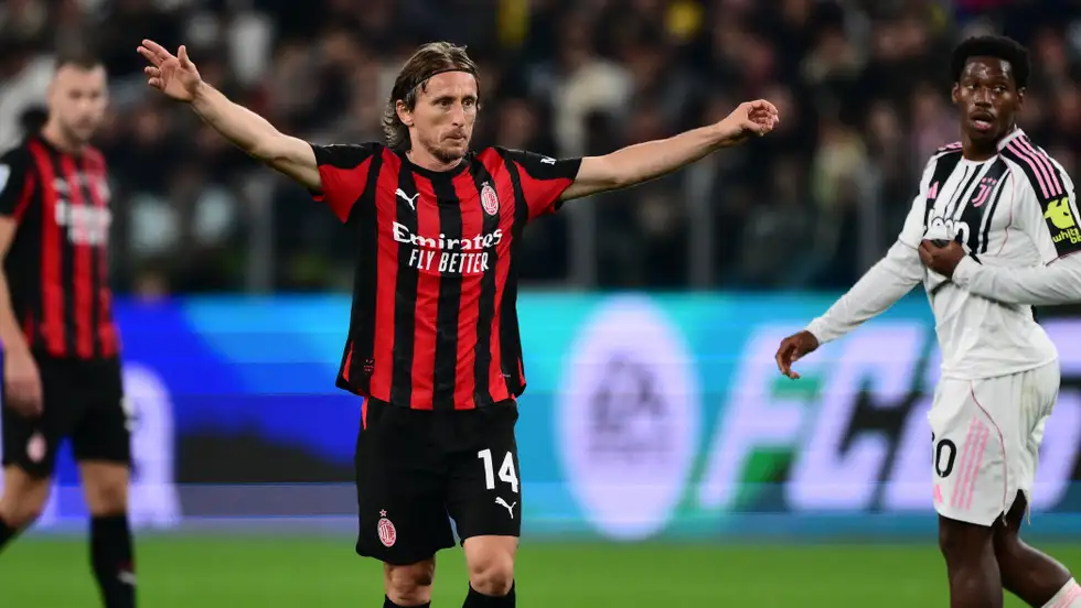 نجم في الميزان.. هدايا مودريتش تضعه على قمة يوفنتوس وميلان