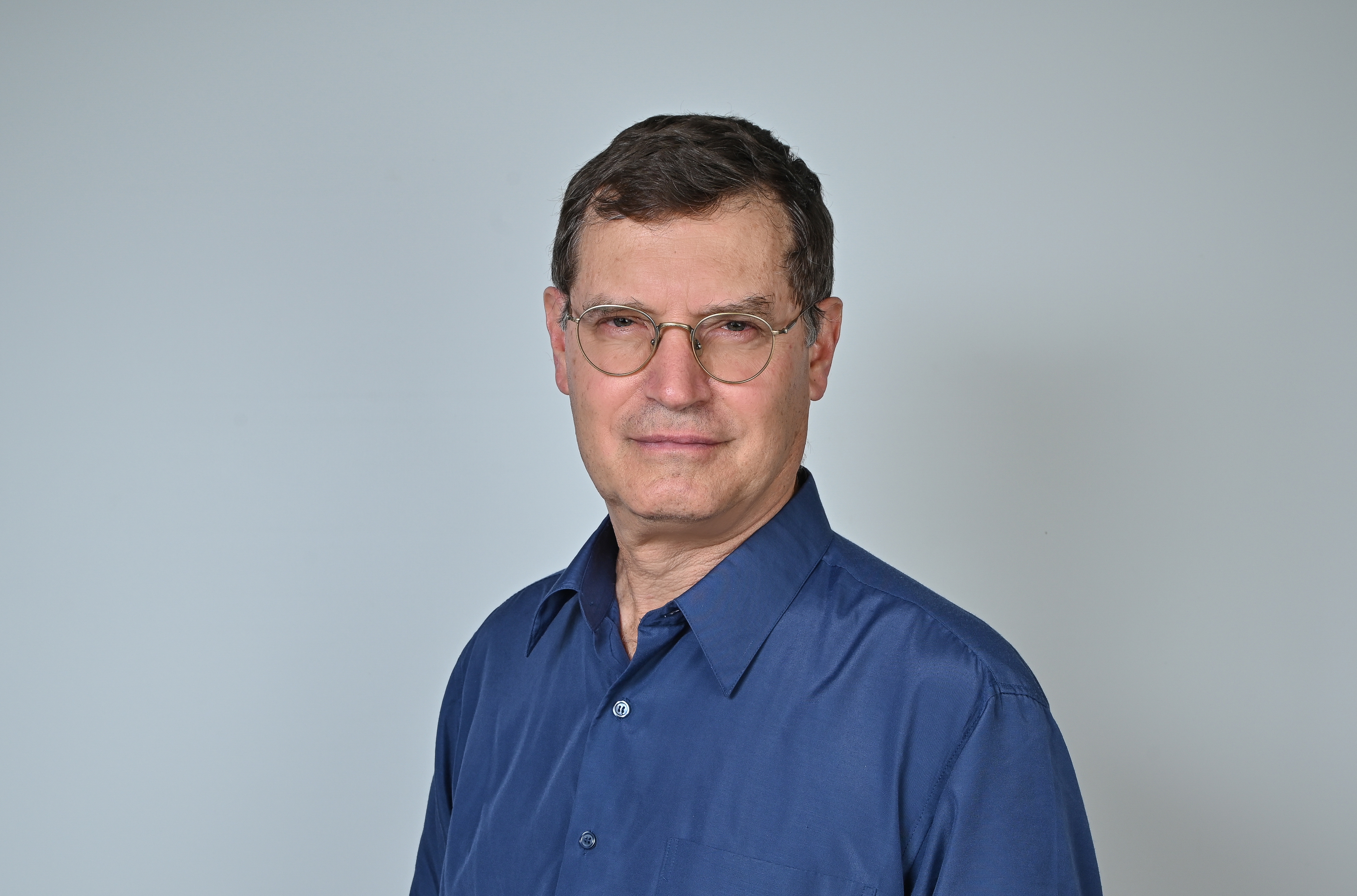  بحث جديد لمؤسسة شوريش:  المجتمع العربي في إسرائيل يدخل سنّ الشيخوخة مع فجوات عميقة في العمل والدخل