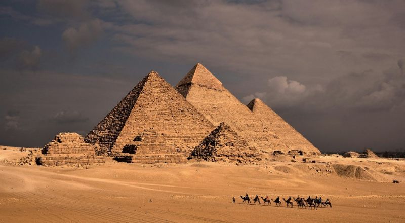 دليلك السياحي في مصر: بين التاريخ العريق والحياة العصرية