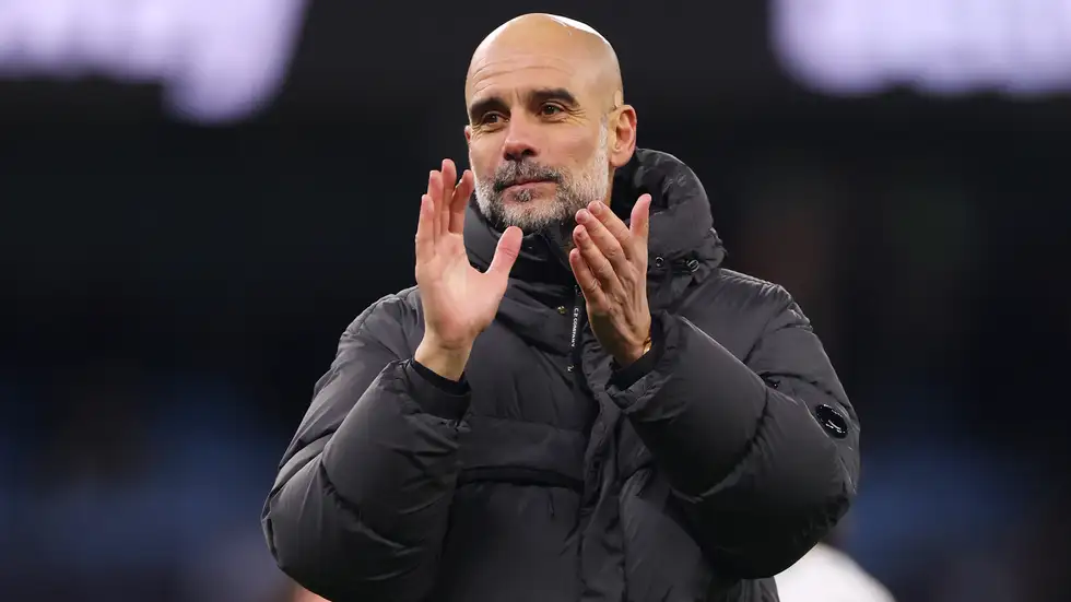 جوارديولا: مانشستر سيتي محروم من نجمه أمام آرسنال بسبب قاعدة لا أفهمها!