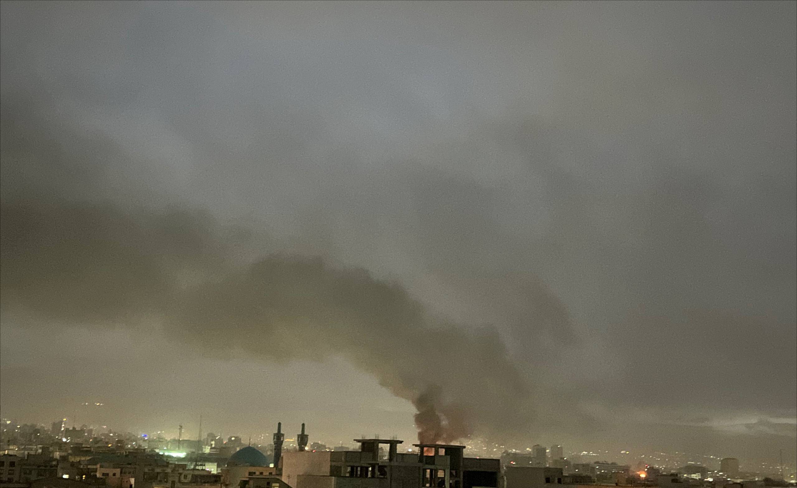 إيران تنفي أي مفاوضات مع ترامب وتؤكد استمرار الموقف في مضيق هرمز