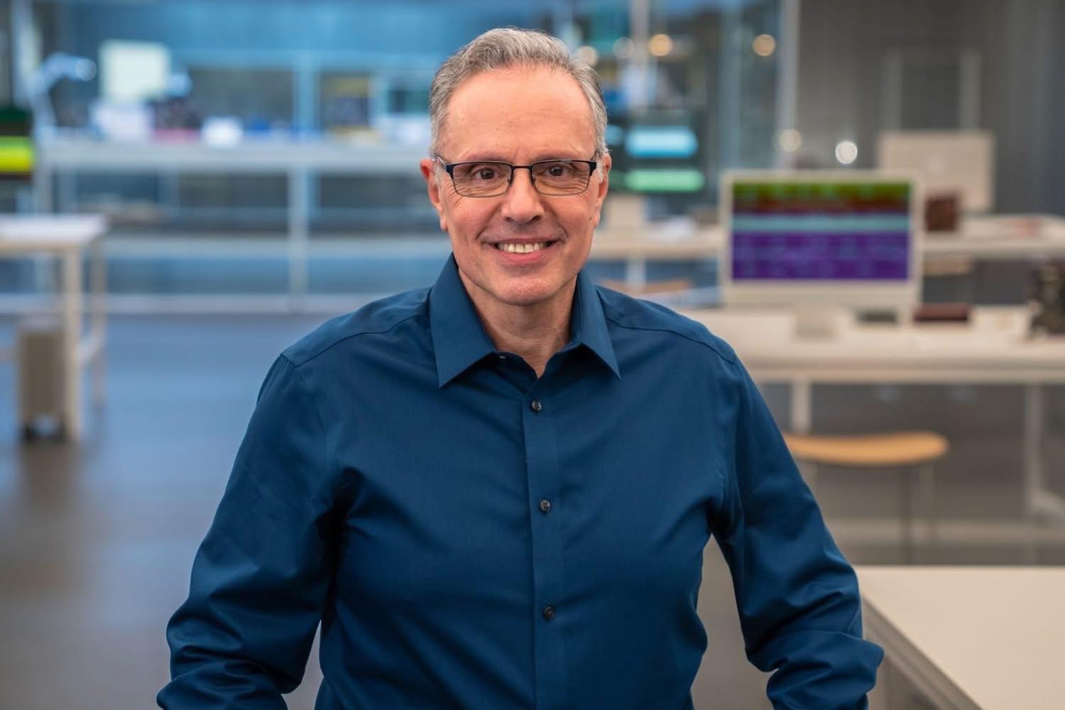 ترقية من الطراز العالمي الرفيع ابن حيفا،  الذي يُعتبر العقل اللامع وراء ثورة الشرائح في شركة #آبل العالمية يحقق إنجازًا جديدًا. 